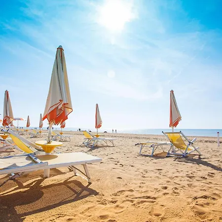 Modern Flat 200 M From The Bibione